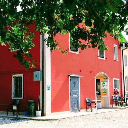 Agriturismo Le Gazze Villa Camposanto Bagian luar foto