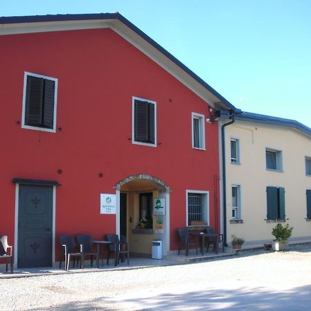 Agriturismo Le Gazze Villa Camposanto Bagian luar foto